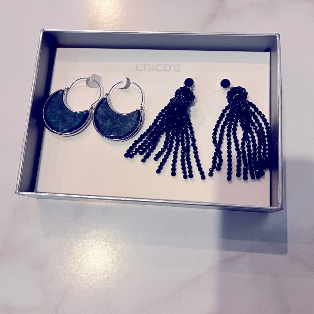 Chicos Earrings gift box nwt black & blue